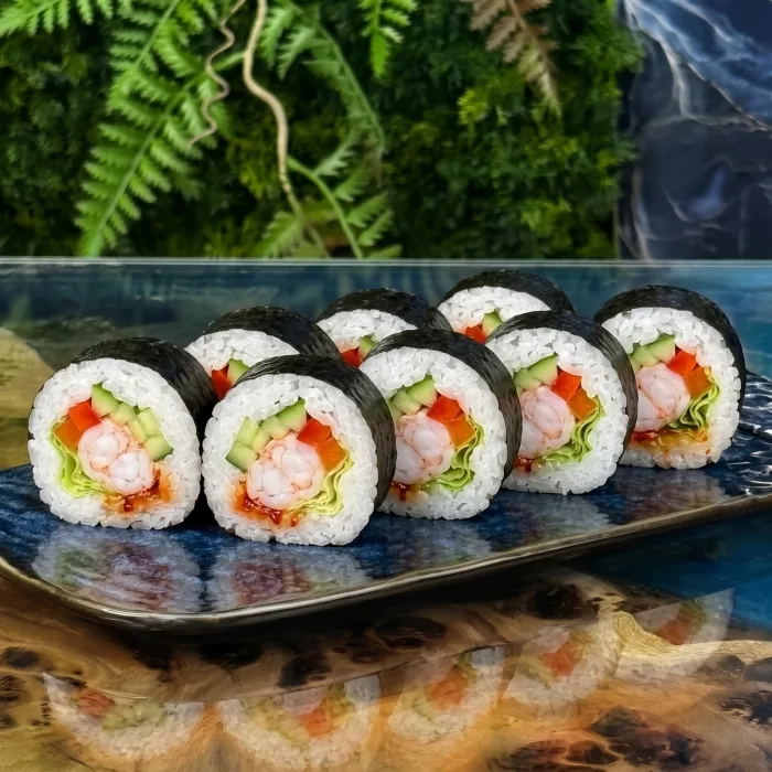 Футомаки с креветкой и овощами